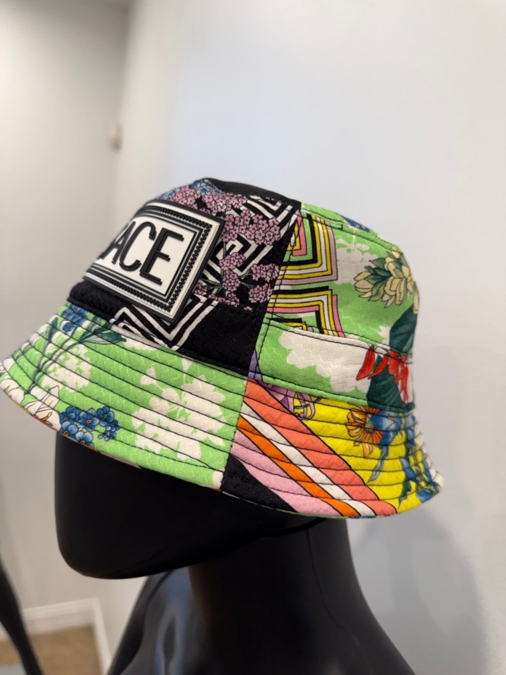 VERSACE Satin Floral Logo Bucket Hat Size 58 New Statement Luxury